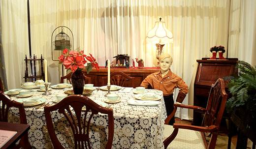 Christmas dining room